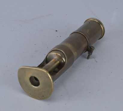 Brass measuring microscope, 19th century

A...