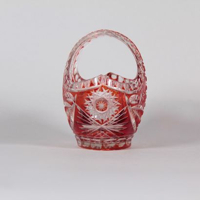 SAINT-LOUIS – Red-lined cut crystal basket...