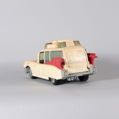 Kenner – The Real Ghostbusters – Ecto-1 Plastic...