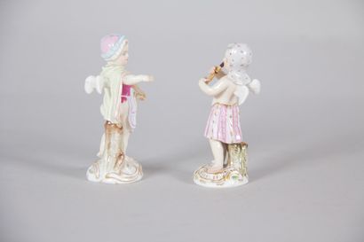 Meissen – Pair of polychrome porcelain statuettes...