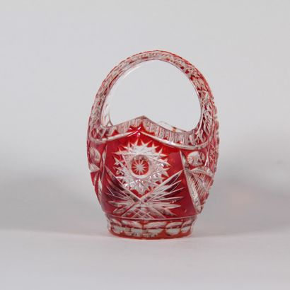 SAINT-LOUIS – Red-lined cut crystal basket...
