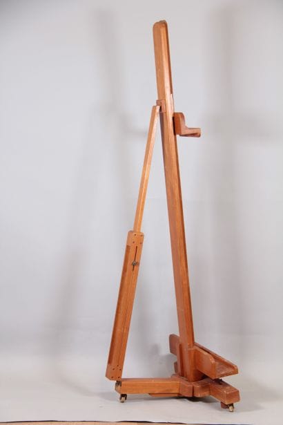 Large painter's studio easel made of natural...