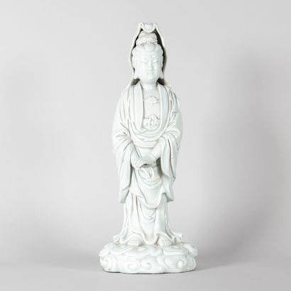 Guanyin in Blanc de Chine porcelain, 18th...