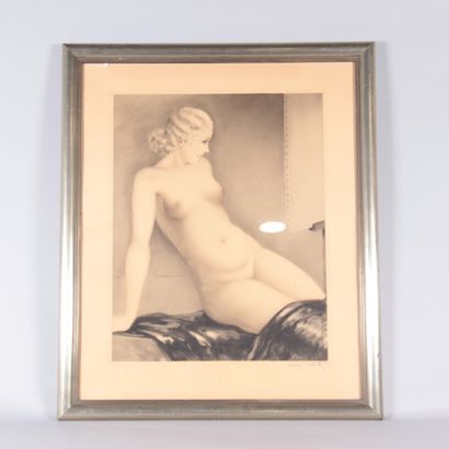 Louis ICART (1888–1950) – Seated Female Nude...