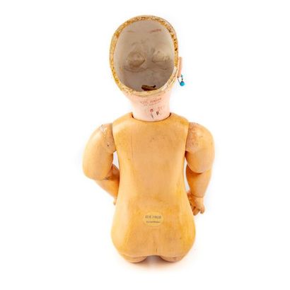 JUMEAU France XIXe
Bébé tête en biscuit coulé,
Bouche...