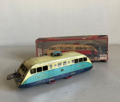 HORNBY
1 locomotive Autorail PLM en tôle...