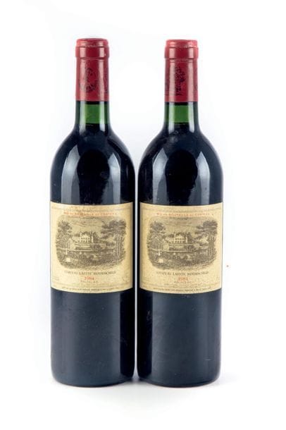 2 B CHATEAU LAFITE-ROTHSCHILD (B.G. ; e.s.)...