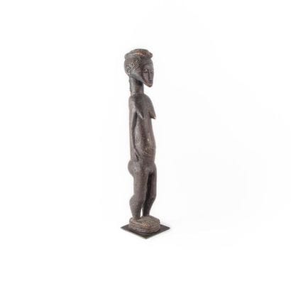 BAOULE, COTE D'IVOIRE.
Bois incrusté d'une...