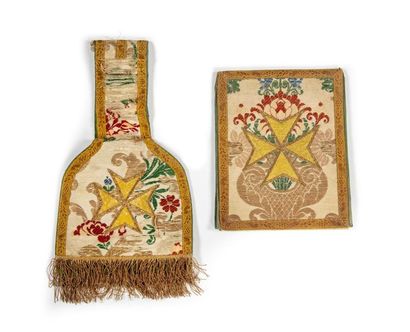 Chasuble, étole, manipule et voile de calice,...