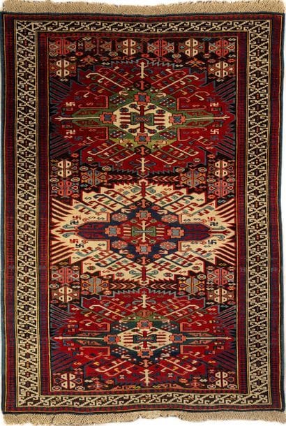 Tapis Caucase Kazak XIXème
Champ à décor...
