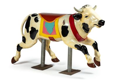 ANONYMOUS

Cow in carved wood polychrome...