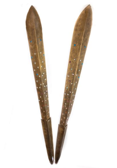 Pair of corner reflectors in metal with golden...