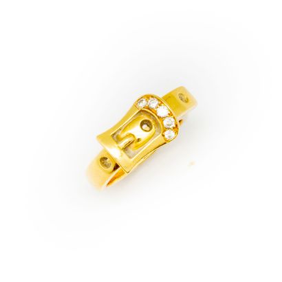 Bague en or jaune (18K) en forme de ceinture...