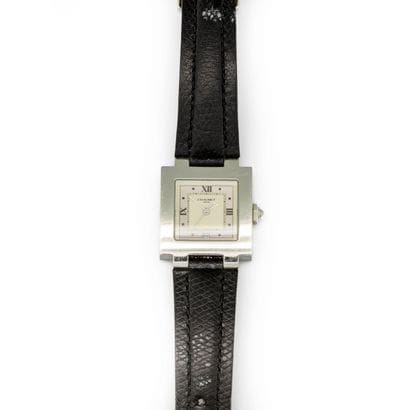 CHAUMET 
Montre de dame en acier, modèle...