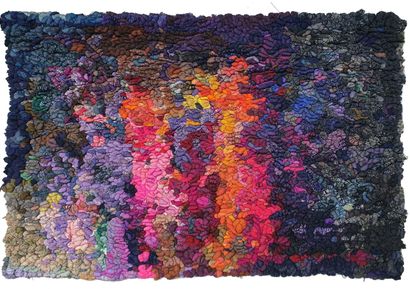 Important tapestry in multicolored wool balls....