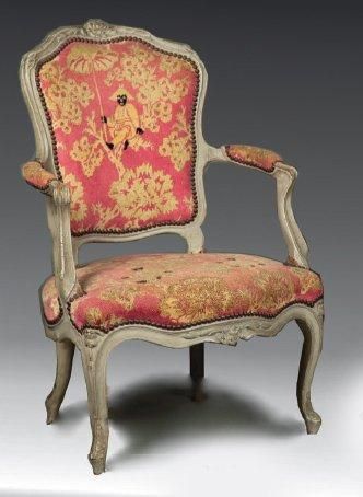 Fauteuil à dossier en cabriolet de forme...