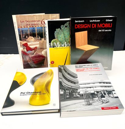 Ensemble de livres sur le design, comprenant...