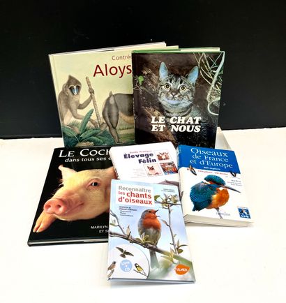 Ensemble de livres sur les animaux comprenant...