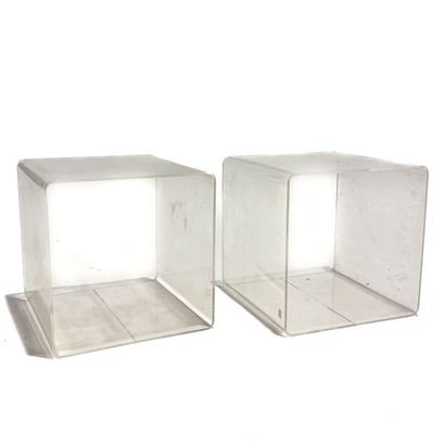 David LANGE (XXe)
Suite de deux cubes en...