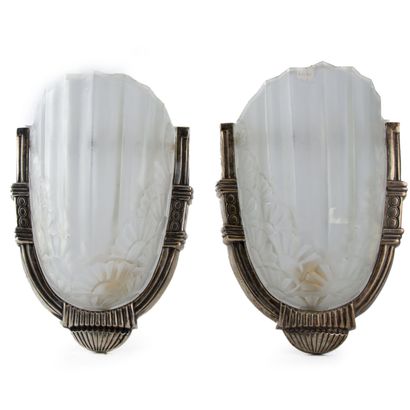 VERRERIE D'ART DEGUE - 1930
Paire d'appliques...