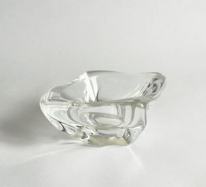DAUM - France
Small, free-form, blown-glass...