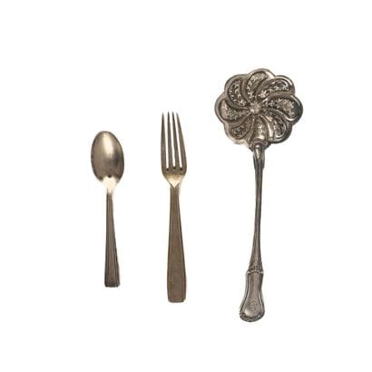 Cuillère à saupoudrer en argent (925/1000)...