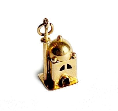 Pendentif en forme de petit pavillon oriental...