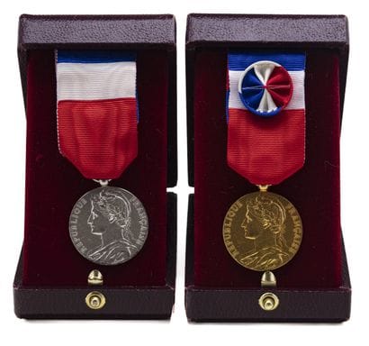 Deux médailles 