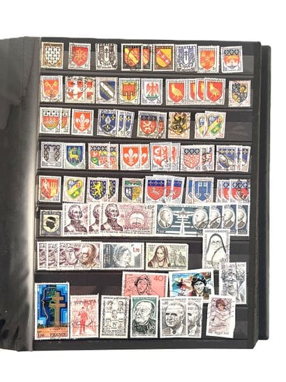 ALBUMS de TIMBRES
Ensemble de 6 albums -...