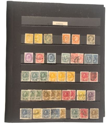 ALBUMS de TIMBRES
Ensemble de 3 albums -...
