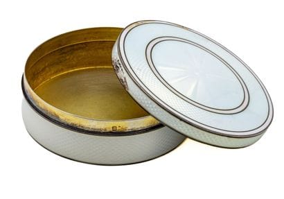 Boîte circulaire couverte en vermeil (925/1000),...