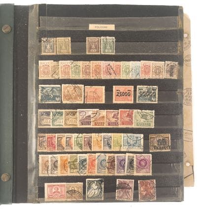 ALBUMS de TIMBRES
Ensemble de 3 albums -...