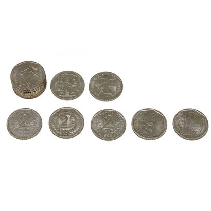 Lot de 82 pièces en cupronickel comprenant...