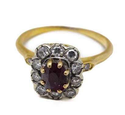 Bague marguerite en or jaune 18 K (750/1000),...