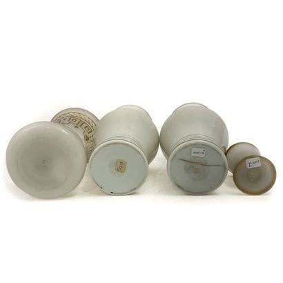 Set of white opaline pieces consisting of...