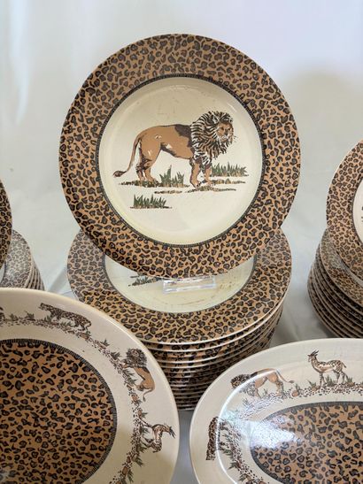 GENEVIEVE LETHU. 
Au bord du lac Tanganyika