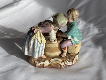 MEISSEN. 
The harvesters' lunch
Polychrome...
