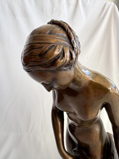 After Etienne FALCONET.
Bather
Proof in bronze...