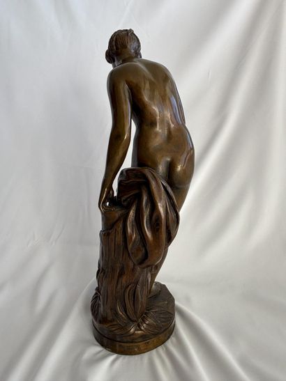 After Etienne FALCONET.
Bather
Proof in bronze...