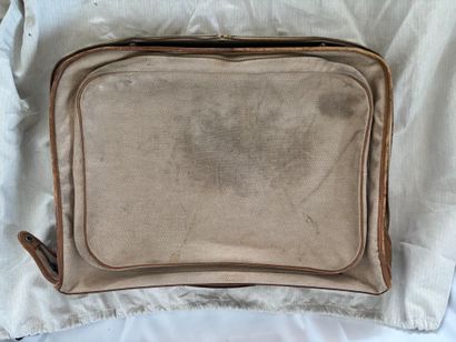 HERMES PARIS. 
Leather and ecru canvas suitcase....