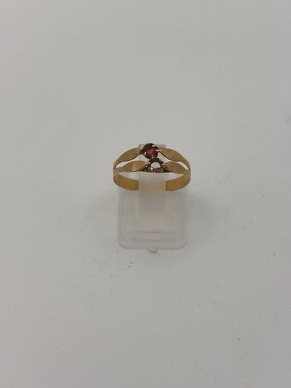 Yellow gold 750 thousandths openwork band...