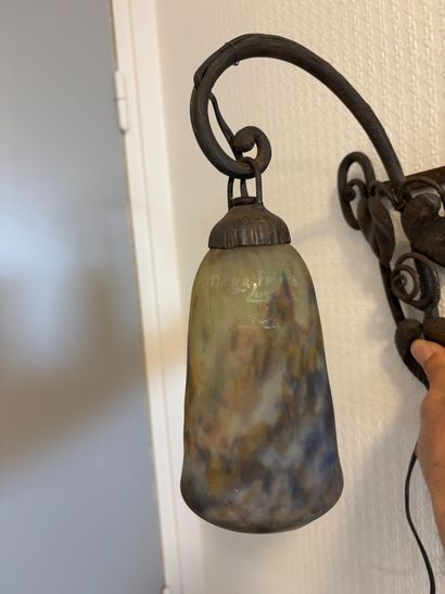 Art Deco wrought-iron wall sconce with Muller...