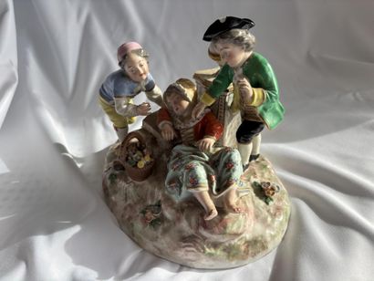 MEISSEN. 
Polychrome hard porcelain group...