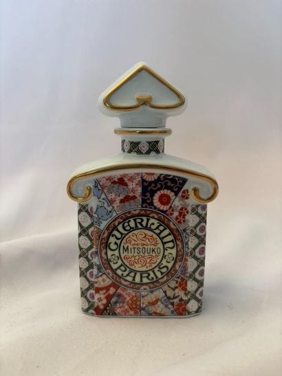 GUERLAIN. 
MITSOUKO