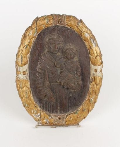 Antoine de Padoue et l'enfant Jésus 
Médaillon...