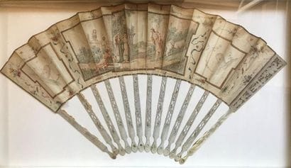 EVENTAIL à feuille peinte en vélin d'une...