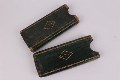 ETUI en cuir maroquin vert doré au petit...
