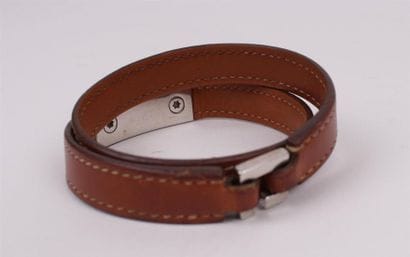 HERMES Paris 
Bracelet Médor double tour...
