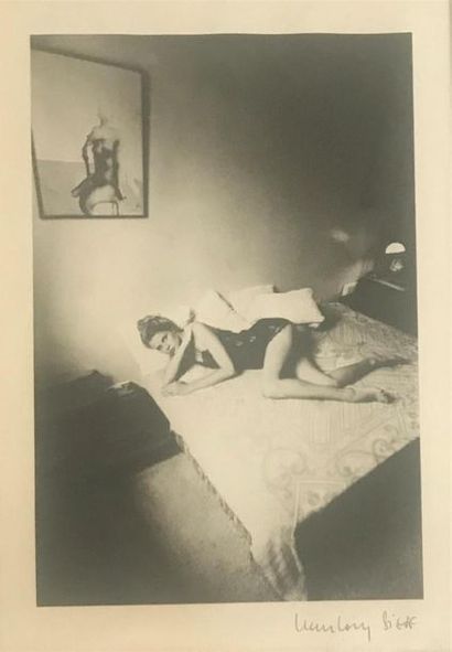 Jean Loup SIEFF (1933-2000)
Femme allongée
Photographie,...