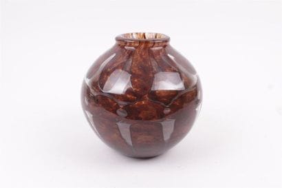 VERLYS - Vase boule en verre. Epreuve de...